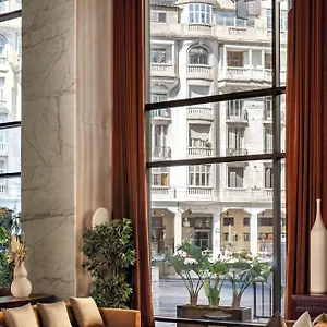 5* מלון Radisson Blu Center
